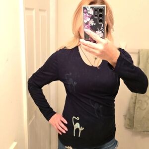 ESQUEEN Long sleeve t- shirt, dark blue with crystal detailing. New, SIZ…